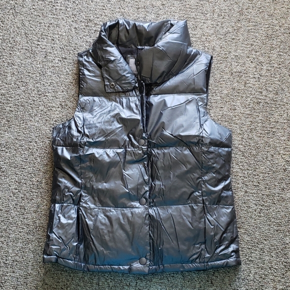 Old Navy Puffer Vest - Picture 1 of 5